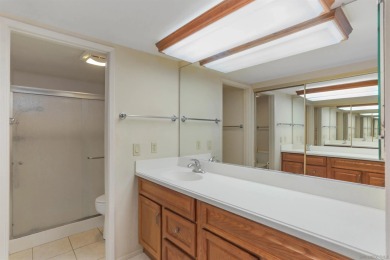 Location!Location! Location! This lovely condo in the heart of on Oaks North Golf Course in California - for sale on GolfHomes.com, golf home, golf lot