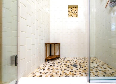 LOOKING FOR PRIVACY?! YOU FOUND HIT!  MOTIVATED SELLER SAYS: on Ponce De Leon Golf Course in Arkansas - for sale on GolfHomes.com, golf home, golf lot