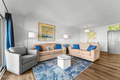 UNDER CONTRACT - ACCEPTING BACKUP OFFERS!!!LOWSET HOA's of all on Signal Hill Golf Course, Inc. in Florida - for sale on GolfHomes.com, golf home, golf lot