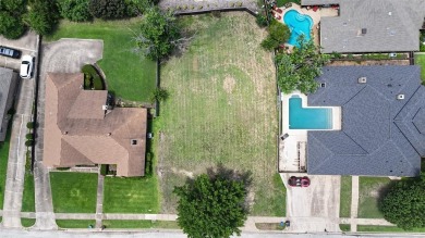 BUILD READY LOT IN AN ESTABLISHED NEIGHBORHOOD! Great quarter on Whitestone Golf Club in Texas - for sale on GolfHomes.com, golf home, golf lot