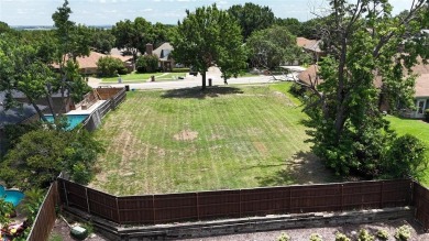 BUILD READY LOT IN AN ESTABLISHED NEIGHBORHOOD! Great quarter on Whitestone Golf Club in Texas - for sale on GolfHomes.com, golf home, golf lot