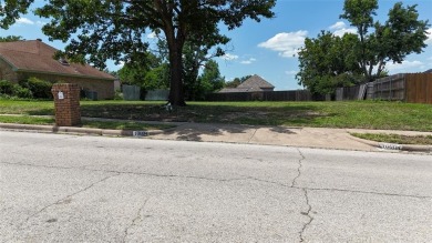 BUILD READY LOT IN AN ESTABLISHED NEIGHBORHOOD! Great quarter on Whitestone Golf Club in Texas - for sale on GolfHomes.com, golf home, golf lot
