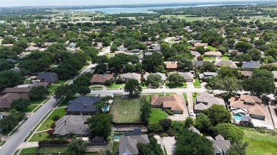 BUILD READY LOT IN AN ESTABLISHED NEIGHBORHOOD! Great quarter on Whitestone Golf Club in Texas - for sale on GolfHomes.com, golf home, golf lot