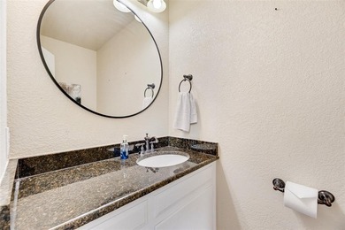 Beautifully updated condo located right next to the 18th Fairway on Ridglea Golf Course in Texas - for sale on GolfHomes.com, golf home, golf lot