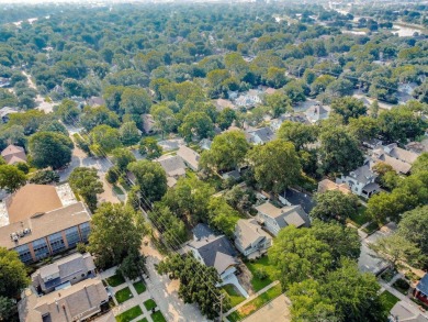 Welcome to one of Wichita's most historic neighborhoods! This on Arthur B. Sim Park Golf Course in Kansas - for sale on GolfHomes.com, golf home, golf lot