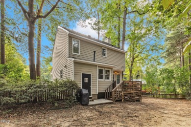 This charming, well-maintained home at the end of a cul-de-sac on Hedingham Golf and Athletic Club in North Carolina - for sale on GolfHomes.com, golf home, golf lot