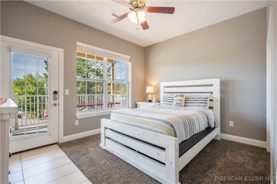 Welcome to this newly listed single-family home in the highly on The Oaks Golf Course in Missouri - for sale on GolfHomes.com, golf home, golf lot