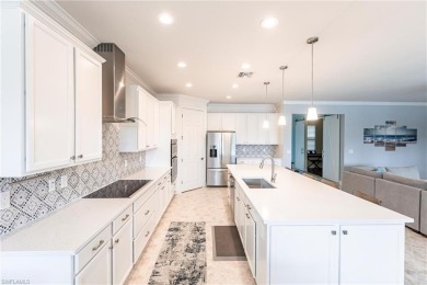 A fresh new look and a fresh new price!  Updates to the kitchen on The Plantation Golf and Country Club in Florida - for sale on GolfHomes.com, golf home, golf lot