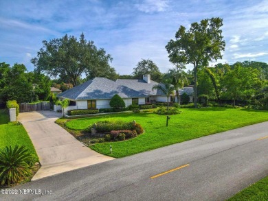 Full Home Warranty until 8/2023 with a 1yr old roof. Makes this on The Deerwood Country Club in Florida - for sale on GolfHomes.com, golf home, golf lot