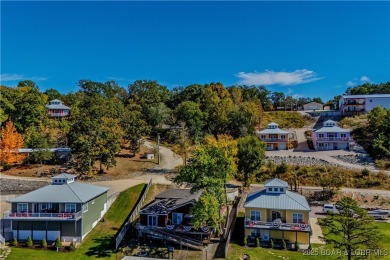 Welcome to this newly listed single-family home in the highly on The Oaks Golf Course in Missouri - for sale on GolfHomes.com, golf home, golf lot