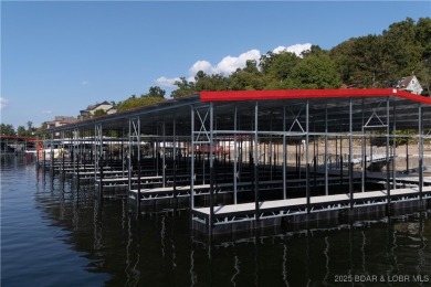 Welcome to this newly listed single-family home in the highly on The Oaks Golf Course in Missouri - for sale on GolfHomes.com, golf home, golf lot