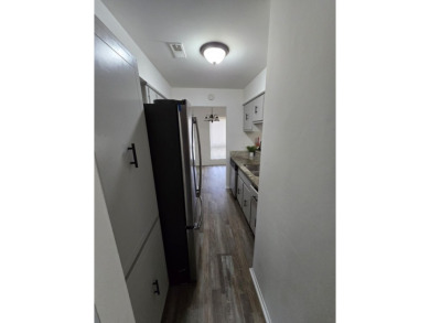 Beautiful Updated Condo - Move-In Ready! Completely remodeled on The Links At Fox Meadows in Tennessee - for sale on GolfHomes.com, golf home, golf lot