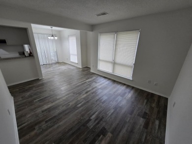 Beautiful Updated Condo - Move-In Ready! Completely remodeled on The Links At Fox Meadows in Tennessee - for sale on GolfHomes.com, golf home, golf lot