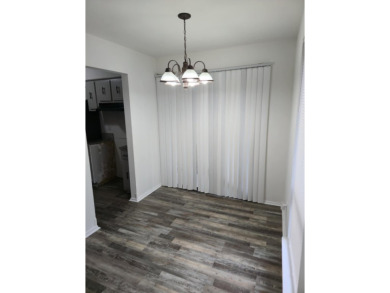Beautiful Updated Condo - Move-In Ready! Completely remodeled on The Links At Fox Meadows in Tennessee - for sale on GolfHomes.com, golf home, golf lot