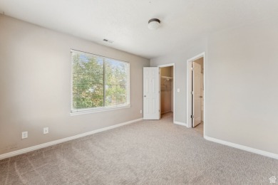 This stunning end-unit townhome, built in 2002 as the builder's on Mountain View Golf Course in Utah - for sale on GolfHomes.com, golf home, golf lot