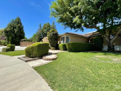 Gorgeous single-story home nestled on a tranquil cul-de-sac on The Links At Riverlakes Ranch in California - for sale on GolfHomes.com, golf home, golf lot