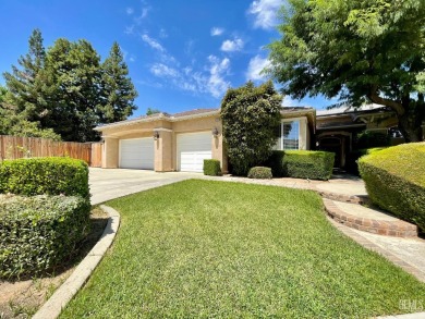 Gorgeous single-story home nestled on a tranquil cul-de-sac on The Links At Riverlakes Ranch in California - for sale on GolfHomes.com, golf home, golf lot