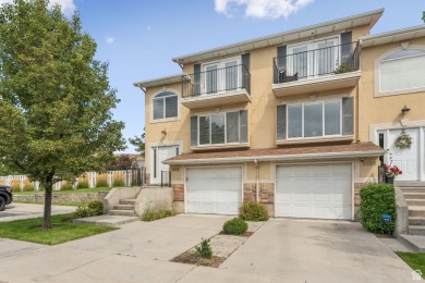 This stunning end-unit townhome, built in 2002 as the builder's on Mountain View Golf Course in Utah - for sale on GolfHomes.com, golf home, golf lot