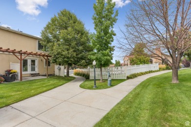 This stunning end-unit townhome, built in 2002 as the builder's on Mountain View Golf Course in Utah - for sale on GolfHomes.com, golf home, golf lot