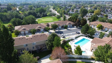 This stunning end-unit townhome, built in 2002 as the builder's on Mountain View Golf Course in Utah - for sale on GolfHomes.com, golf home, golf lot