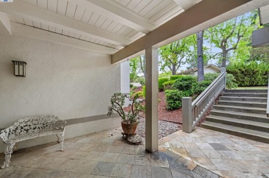Beautifully updated 2-bedroom, 2-bath condo located in The on Villages Golf and Country Club in California - for sale on GolfHomes.com, golf home, golf lot
