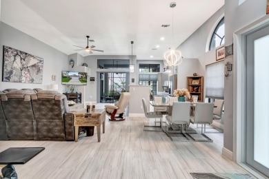 :Beautifully updated home centrally located that feels like a on Legacy at Sherwood Park Golf Course in Florida - for sale on GolfHomes.com, golf home, golf lot