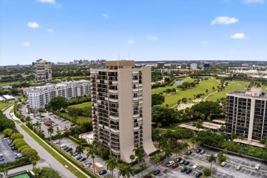 Seller is WILLING TO CONTRIBUTE $5000-$10,000 to closing to help on The President Country Club in Florida - for sale on GolfHomes.com, golf home, golf lot