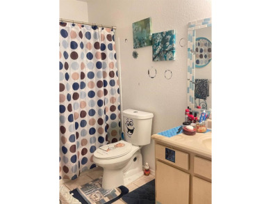 GREAT OPPORTUNITY FOR INVESTORS! This charming 1 -bedroom on Hunters Creek Golf Course in Florida - for sale on GolfHomes.com, golf home, golf lot