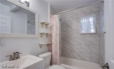 Charming single-story home in a prime location just a block from on Las Vegas Golf Club in Nevada - for sale on GolfHomes.com, golf home, golf lot