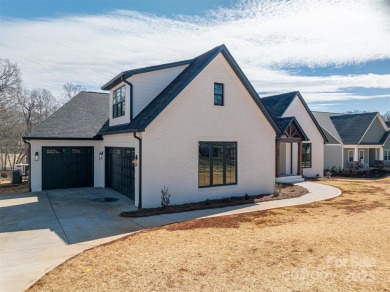 New Construction o Luxury Build o Must see bells and whistles! on Glen Oaks Golf and Country Club in North Carolina - for sale on GolfHomes.com, golf home, golf lot