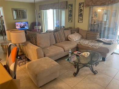 Do not miss  this beautiful and spacious 2 bedrooms, 1bathroom on Leisureville Community Association in Florida - for sale on GolfHomes.com, golf home, golf lot