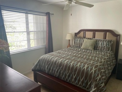 Do not miss  this beautiful and spacious 2 bedrooms, 1bathroom on Leisureville Community Association in Florida - for sale on GolfHomes.com, golf home, golf lot