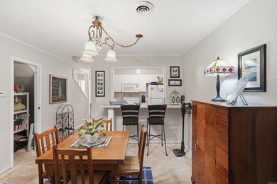 Beautifully updated Lakewood Hills condo in the heart of on Indian Hills Country Club in Arkansas - for sale on GolfHomes.com, golf home, golf lot