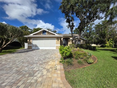 Timber Pines 3 Bedroom Pool Home On .40 Acres Of land Situated on Timber Pines Golf Course in Florida - for sale on GolfHomes.com, golf home, golf lot