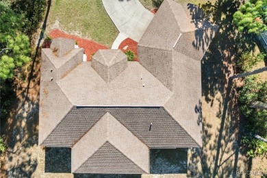 Welcome to this beautiful and spacious 3-bedroom, 2-bath home on Sugarmill Woods Golf and Country Club in Florida - for sale on GolfHomes.com, golf home, golf lot