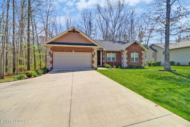 This home is an ideal retreat in the Dorchester neighborhood of on Dorchester Country Club in Tennessee - for sale on GolfHomes.com, golf home, golf lot
