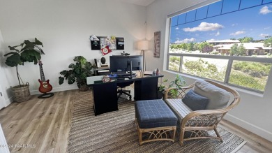 Looking for a beautifully renovated home in the gated Creekside on Prescott Lakes Golf and Country Club in Arizona - for sale on GolfHomes.com, golf home, golf lot