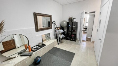 Looking for a beautifully renovated home in the gated Creekside on Prescott Lakes Golf and Country Club in Arizona - for sale on GolfHomes.com, golf home, golf lot
