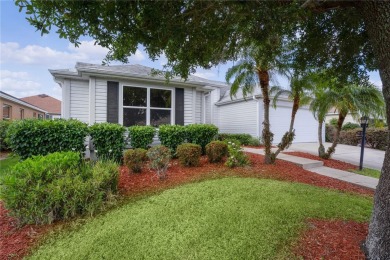 PRICED TO SELL! Move right in and start enjoying the Villages on The Links of Spruce Creek in Florida - for sale on GolfHomes.com, golf home, golf lot