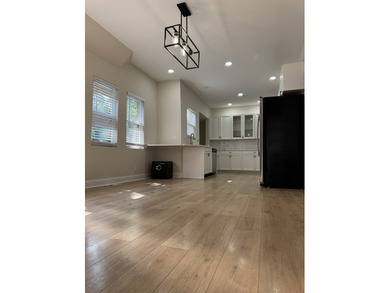 This Crete IL. BEAUTY is ready to for the perfect new owners! on Lincoln Oaks Golf Course in Illinois - for sale on GolfHomes.com, golf home, golf lot