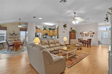 PRICED TO SELL! Move right in and start enjoying the Villages on The Links of Spruce Creek in Florida - for sale on GolfHomes.com, golf home, golf lot