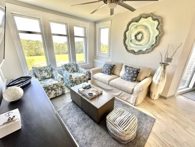 Beautifully remodeled 2 bedroom lock-off in Elation! Enjoy the on Sandestin Golf and Beach Resort - Raven in Florida - for sale on GolfHomes.com, golf home, golf lot