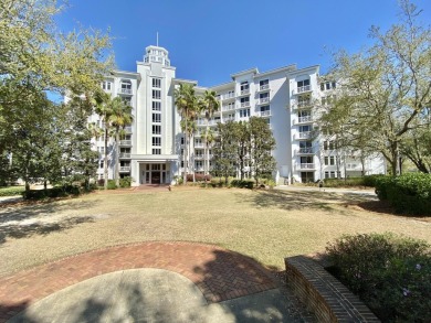 Beautifully remodeled 2 bedroom lock-off in Elation! Enjoy the on Sandestin Golf and Beach Resort - Raven in Florida - for sale on GolfHomes.com, golf home, golf lot