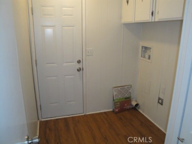 GREAT REMODELED WITH NEW PAINT, FLOORING, ROOF & APPLIANCES on Lake Oroville Golf and Event Center in California - for sale on GolfHomes.com, golf home, golf lot