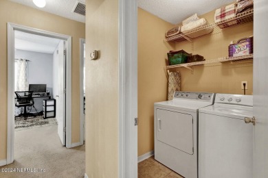 Priced to sell. 3 bedroom, 2 & 1/2 bath townhome located in on Julington Creek Golf Club in Florida - for sale on GolfHomes.com, golf home, golf lot