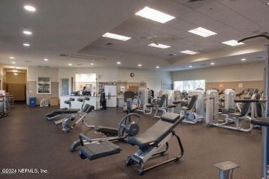 Priced to sell. 3 bedroom, 2 & 1/2 bath townhome located in on Julington Creek Golf Club in Florida - for sale on GolfHomes.com, golf home, golf lot