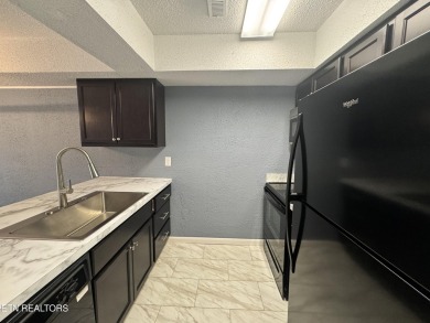 Recently updated 2-bedroom, 1.5-bath condo in Wilshire Heights on Stonehenge Golf Course in Tennessee - for sale on GolfHomes.com, golf home, golf lot