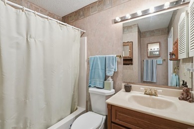 This townhome offers the perfect combination of comfort on Indian Hills Country Club in Arkansas - for sale on GolfHomes.com, golf home, golf lot