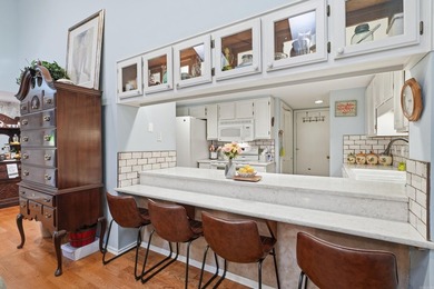 This townhome offers the perfect combination of comfort on Indian Hills Country Club in Arkansas - for sale on GolfHomes.com, golf home, golf lot