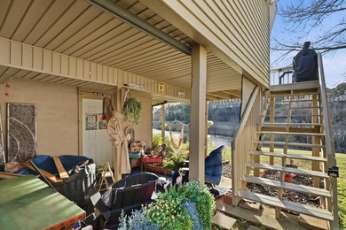 This townhome offers the perfect combination of comfort on Indian Hills Country Club in Arkansas - for sale on GolfHomes.com, golf home, golf lot